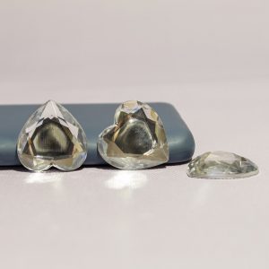 Камень декор Сердце 2,5 см грани серебро за 10 шт Камень-3