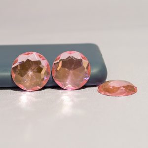 Камень декор Круг 2 см грани розовый за 10 шт Камень-17