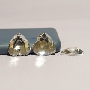 Камень декор Сердце 2 см грани серебро за 10 шт Камень-9