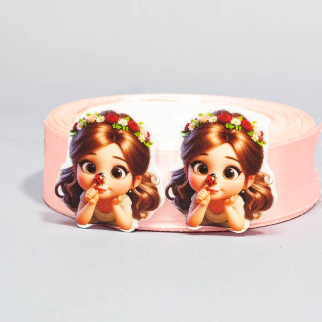 Кабошон Серединка Девочка с божьей коровкой