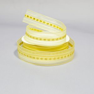 Лента Сетка с сердечками 2,5 см экрю за 1 м.