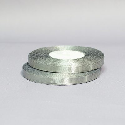 Лента атласная 0,6 см серая за 33 м.