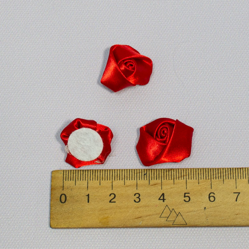 Декор Роза атласная 2,5 см красная за 1 шт.